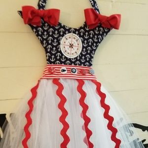 Wooden  sailor tulle dress bow holder